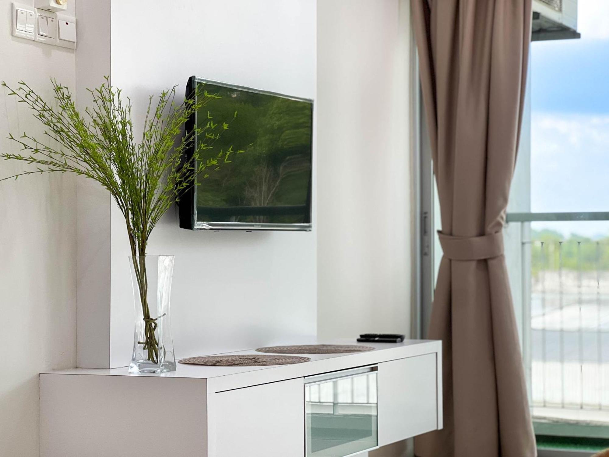 Modern Muji Home Retreat Near Taiping Lake Garden With Free Netflix Экстерьер фото